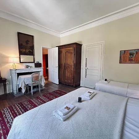 Villa La Chaladrerie Grande Maison De Maitre Avec Jardin