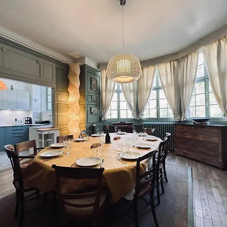 La Chaladrerie Grande Maison De Maitre Avec Jardin * Villers-Allerand