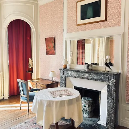 La Chaladrerie Grande Maison De Maitre Avec Jardin * Villers-Allerand